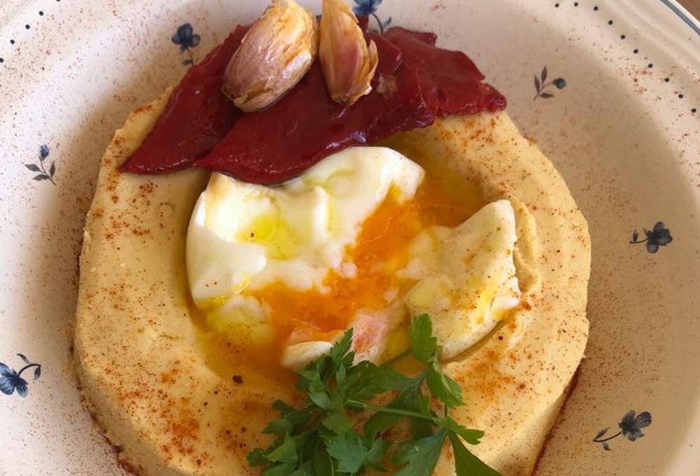 Receta de humus de garbanzo y huevo Volcan de Aragon